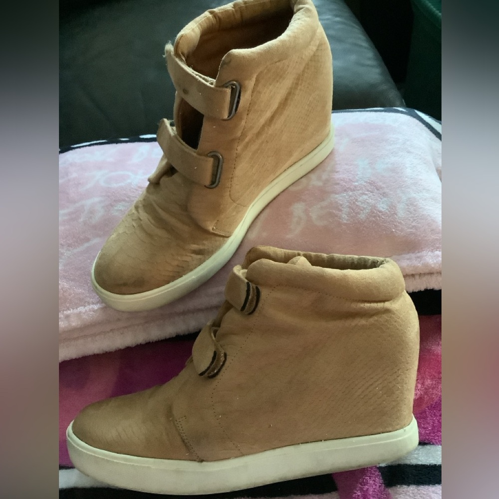 LOWEST🌺 Coconuts by Matisse Sz9.5 Camel GENUINE SUEDE UPPERS High Top Sneakers - Picture 11 of 14